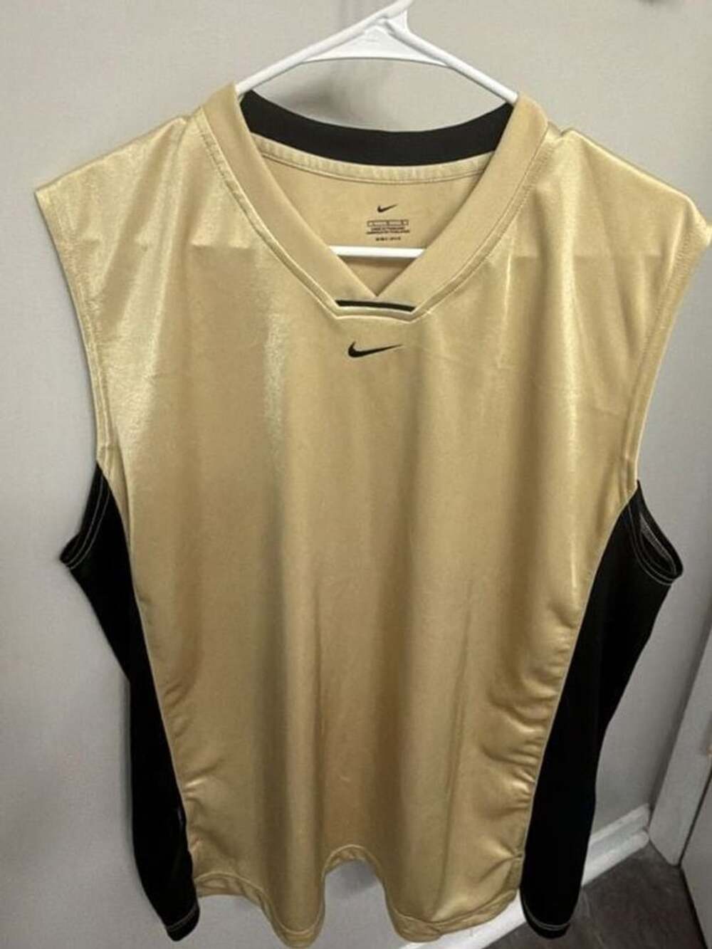 Nike Dri-FIT Basketball Jersey Mens Large Gold Black Sleeveless Tank Top
